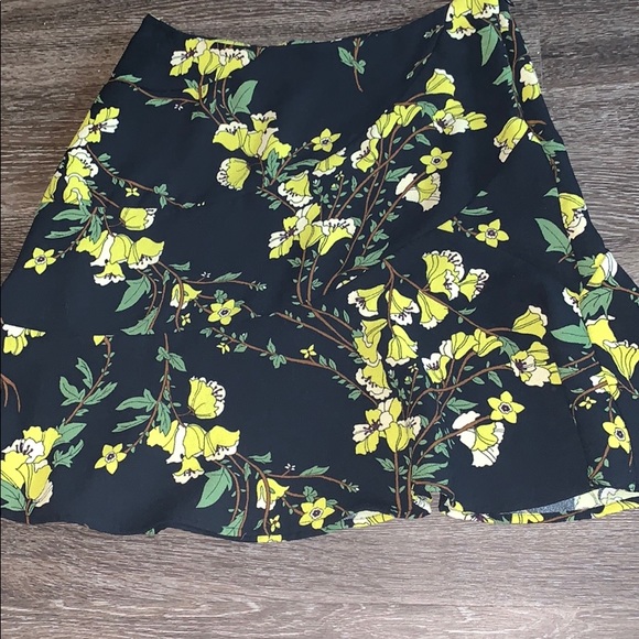 Target - Floral Fit and flare skirt ✔️ - Picture 3 of 6